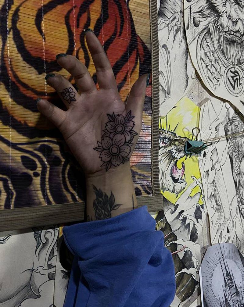 近期小图纹身图片_New School纹身图案