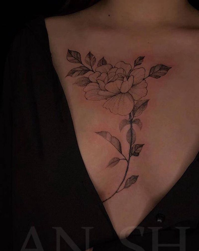 素花纹身纹身图片_胸部点刺纹身图案