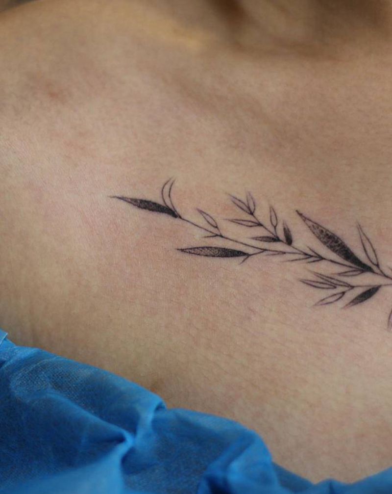 胸口小清新纹身图片_胸部纹身图案