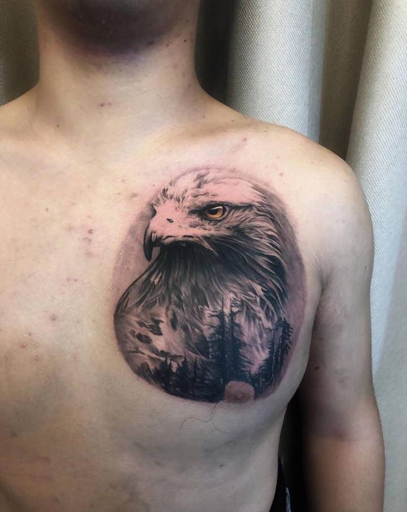 雄鹰纹身图片_胸部欧美写实勇敢 勇气纹身图案