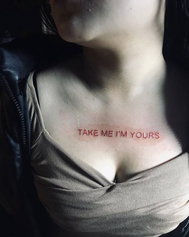 小清新纹身图片_胸部纹身图案