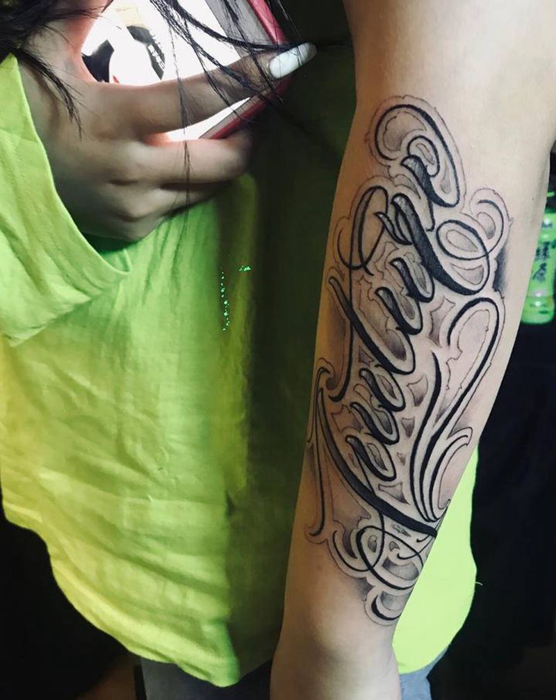 花体纹身图片_手臂纹身图案