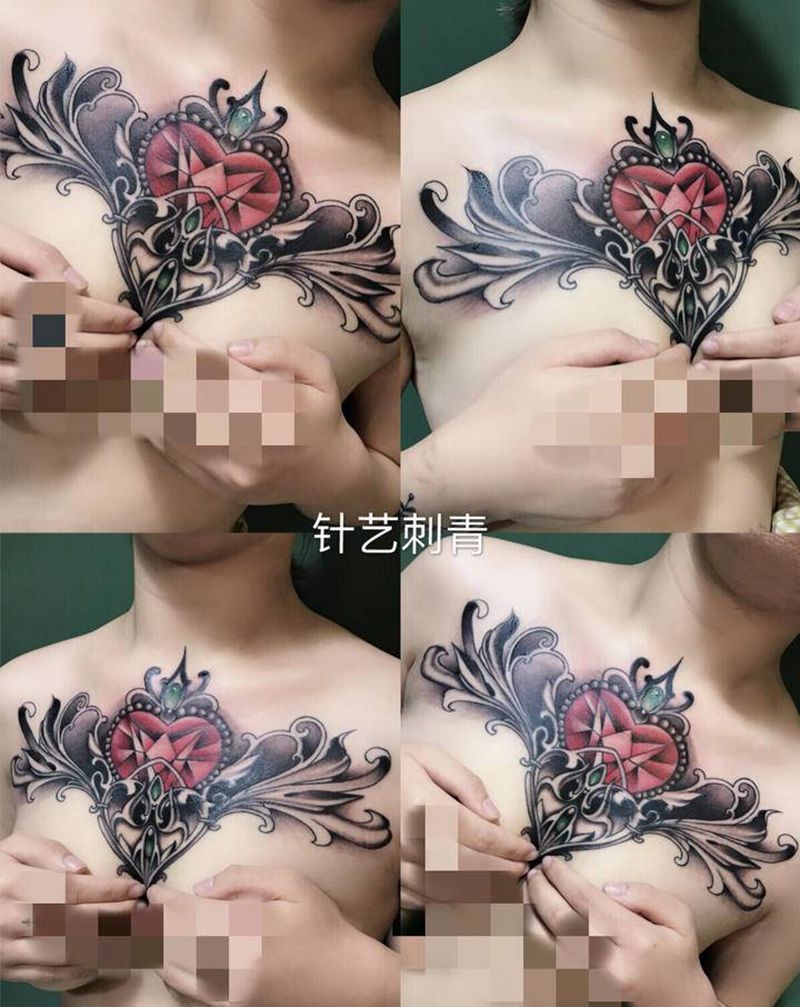 花胸纹身图片_胸部纹身图案