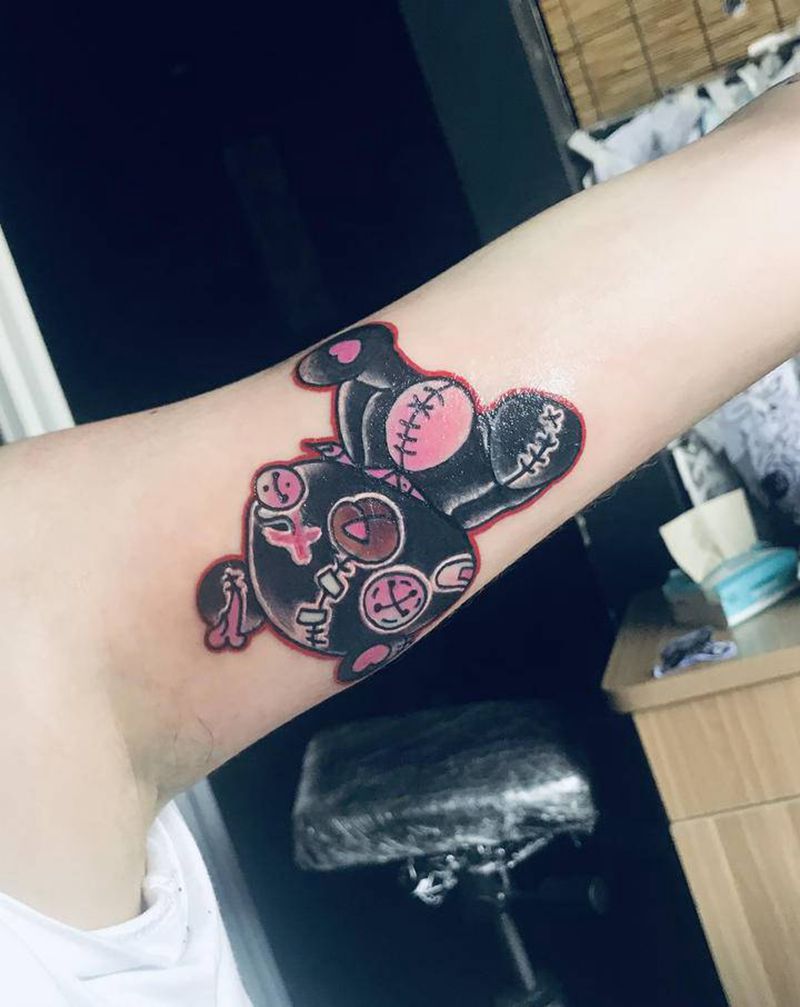 遮盖纹身图片_胸部纹身图案