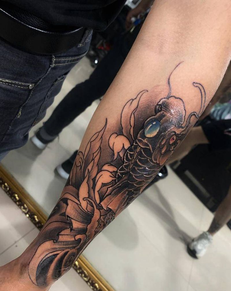 遮盖烟疤鱼 新传统纹身图片_手臂新传统纹身图案