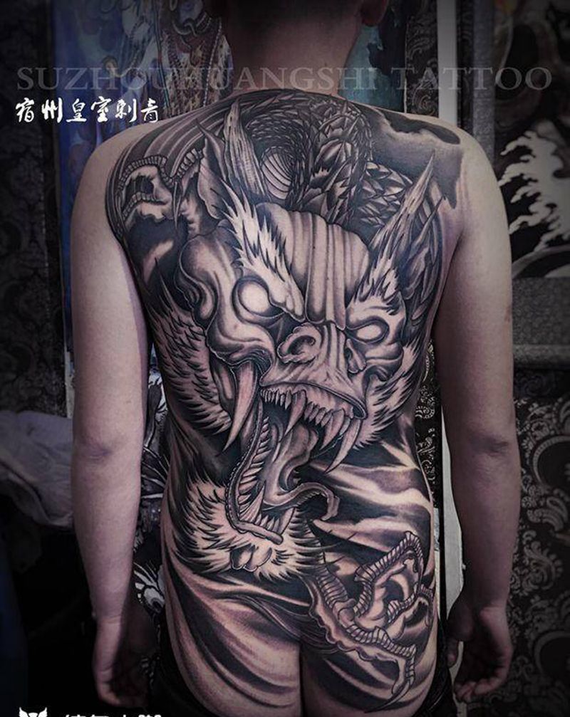 苍龙纹身图片_背部臀部老传统新传统纹身图案