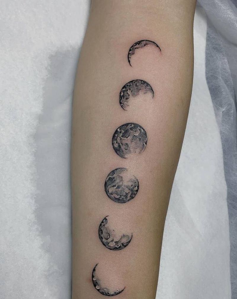 月食 小清新纹身纹身图片_手臂水彩纹身图案