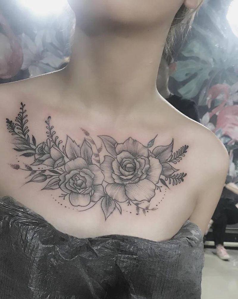 素花花胸  店内作品纹身图片_胸部点刺纹身图案