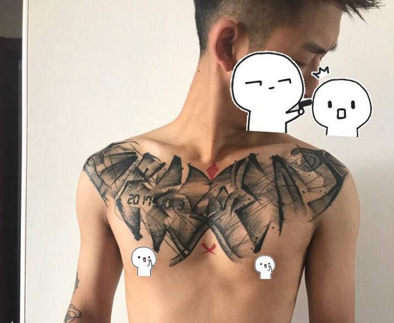 原创手绘  花胸纹身图片_胸部点刺纹身图案