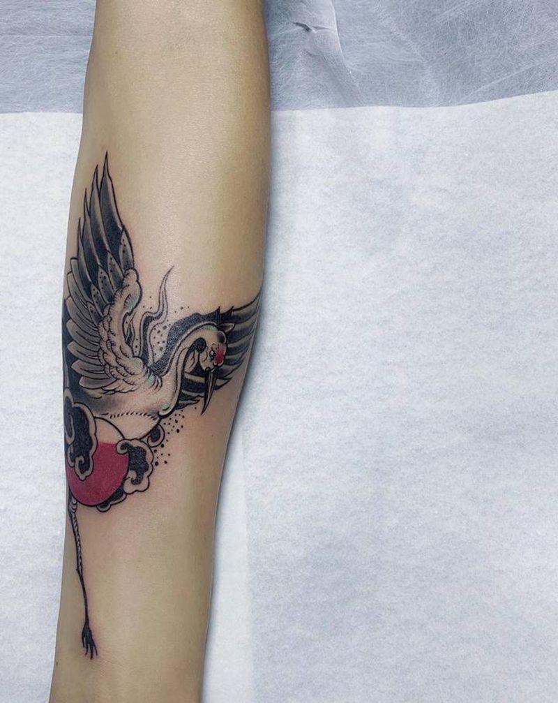 中国风浓厚的仙鹤纹身纹身图片_手臂新传统纹身图案