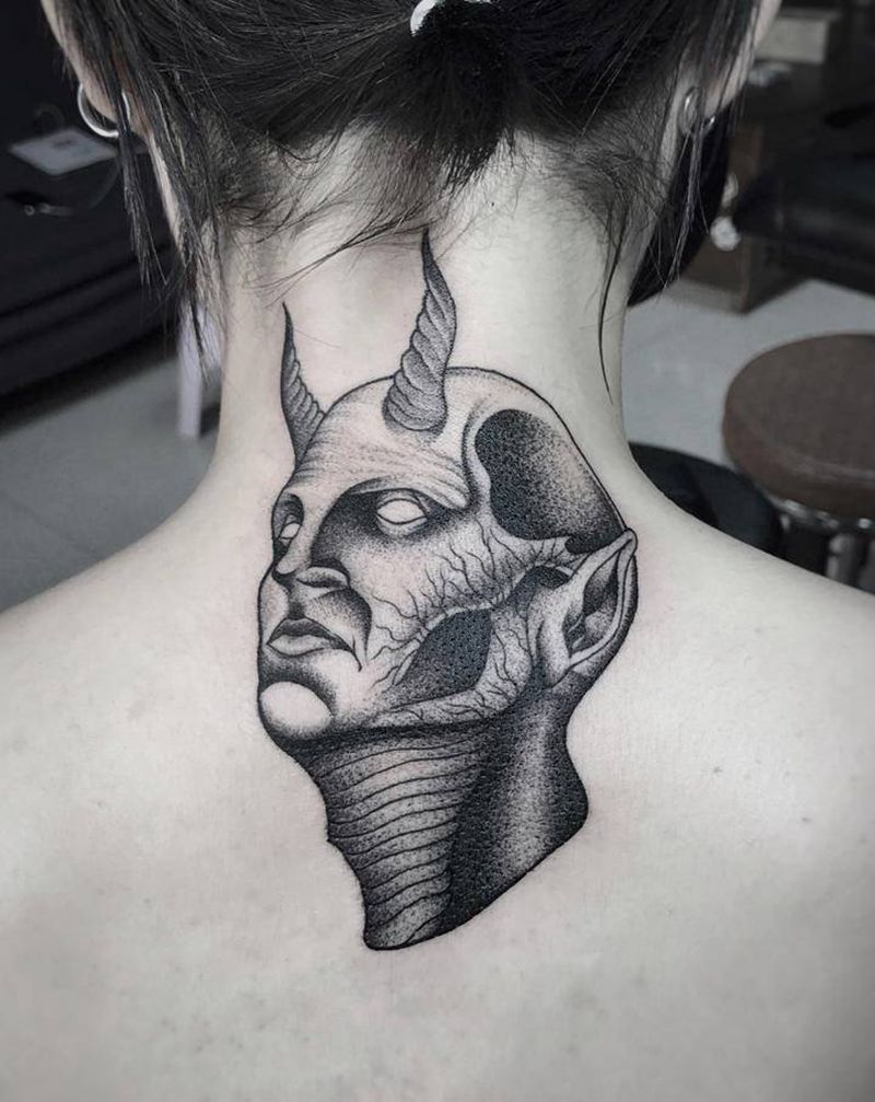 撒旦纹身图片_颈部欧美写实点刺纹身图案