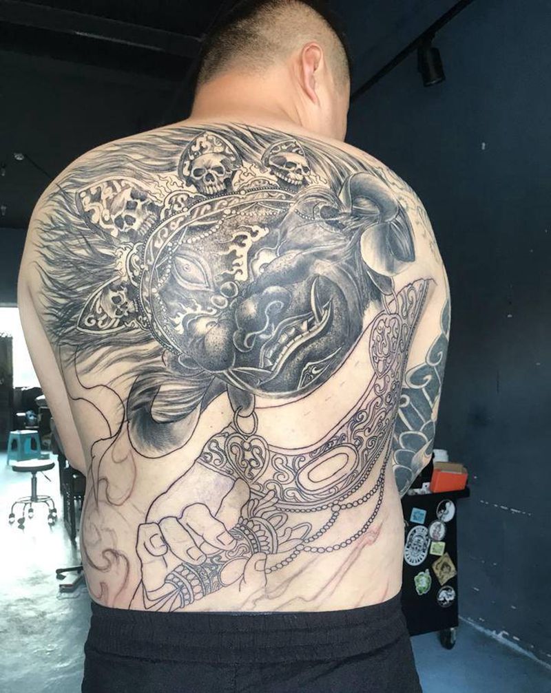 大黑天纹身图片_背部新传统纹身图案