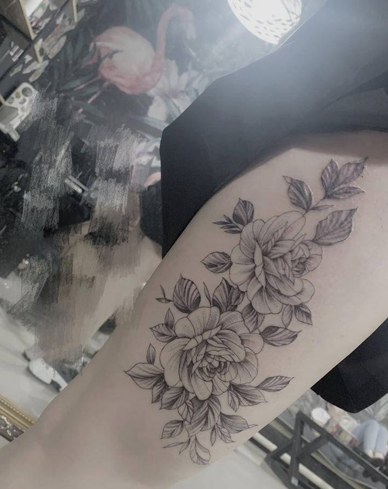 素花纹身图片_腿部点刺纹身图案