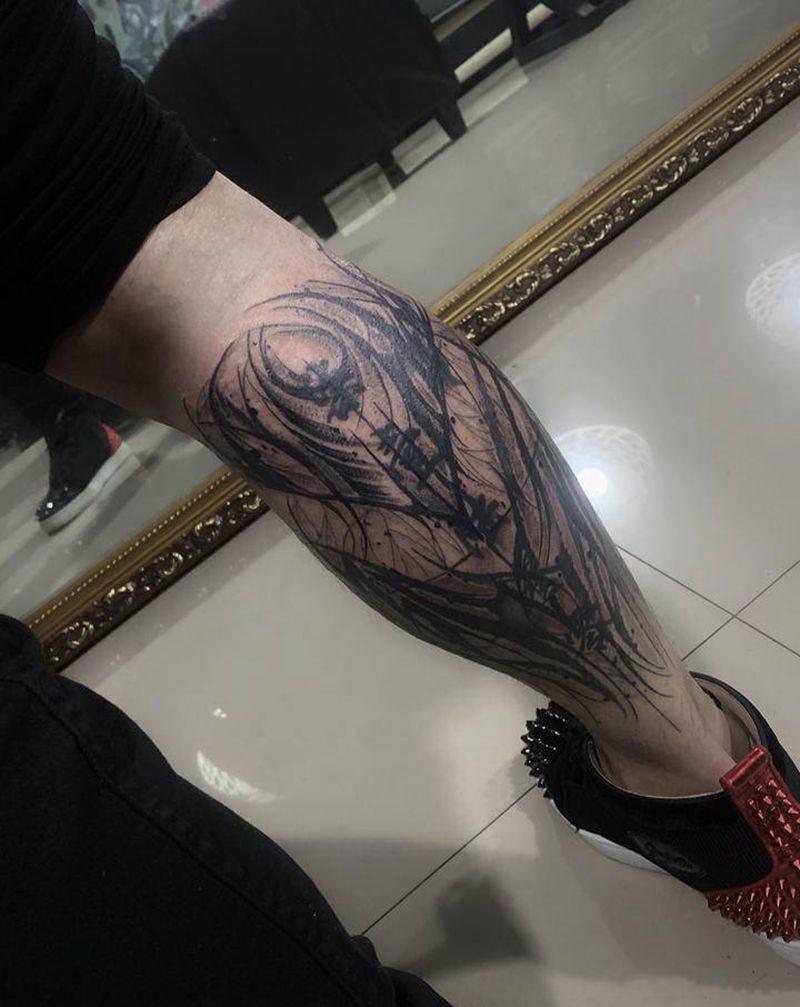 暗黑花体纹身图片_腿部欧美写实纹身图案