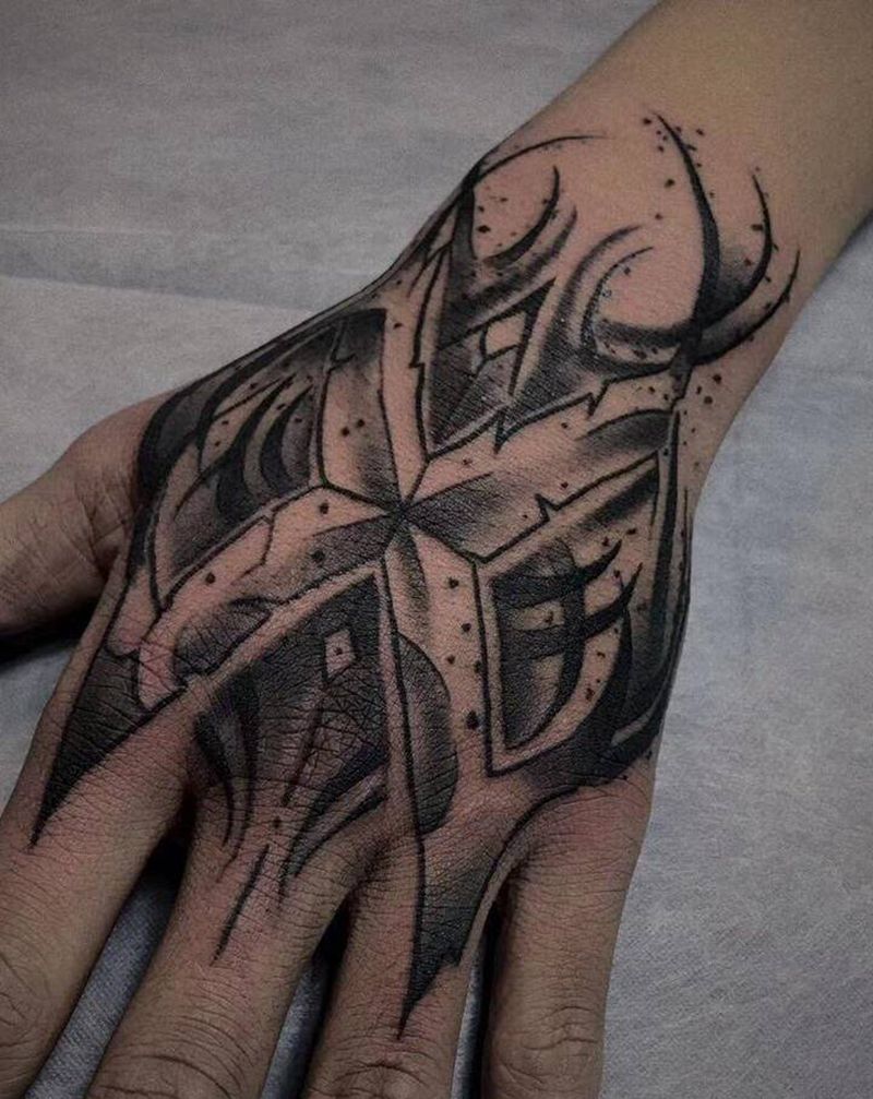 花体字纹身图片_手部纹身图案