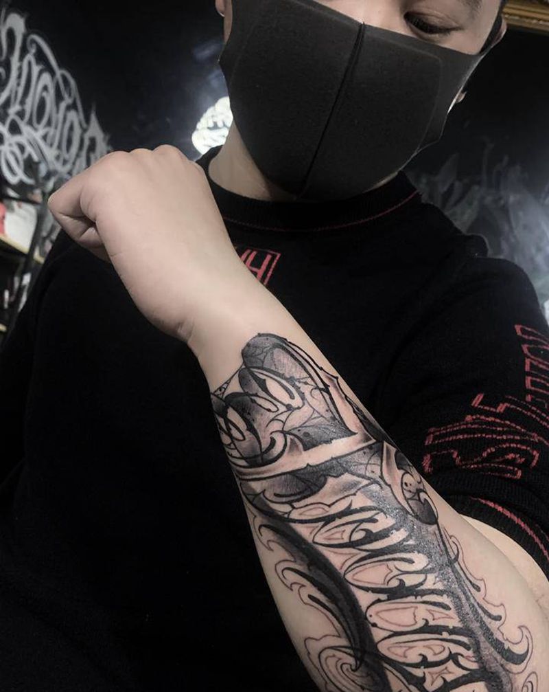 私人订制 暗黑花体英文纹身图片_手臂花体字纹身图案