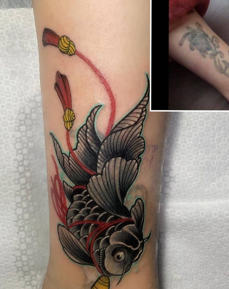 小金鱼纹身遮盖纹身图片_腿部老传统纹身图案