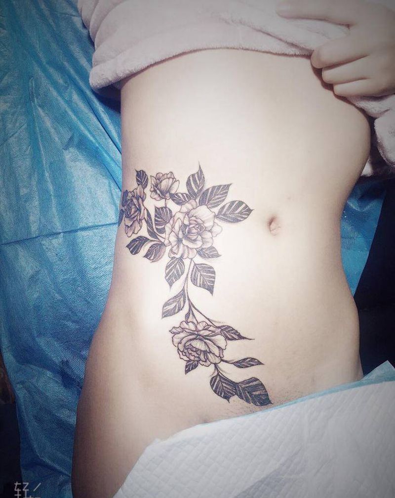 素花纹身图片_点刺纹身图案