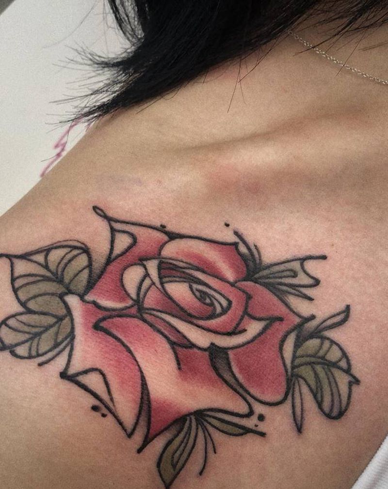 玫瑰纹身图片_肩部Old SchoolNew School纹身图案