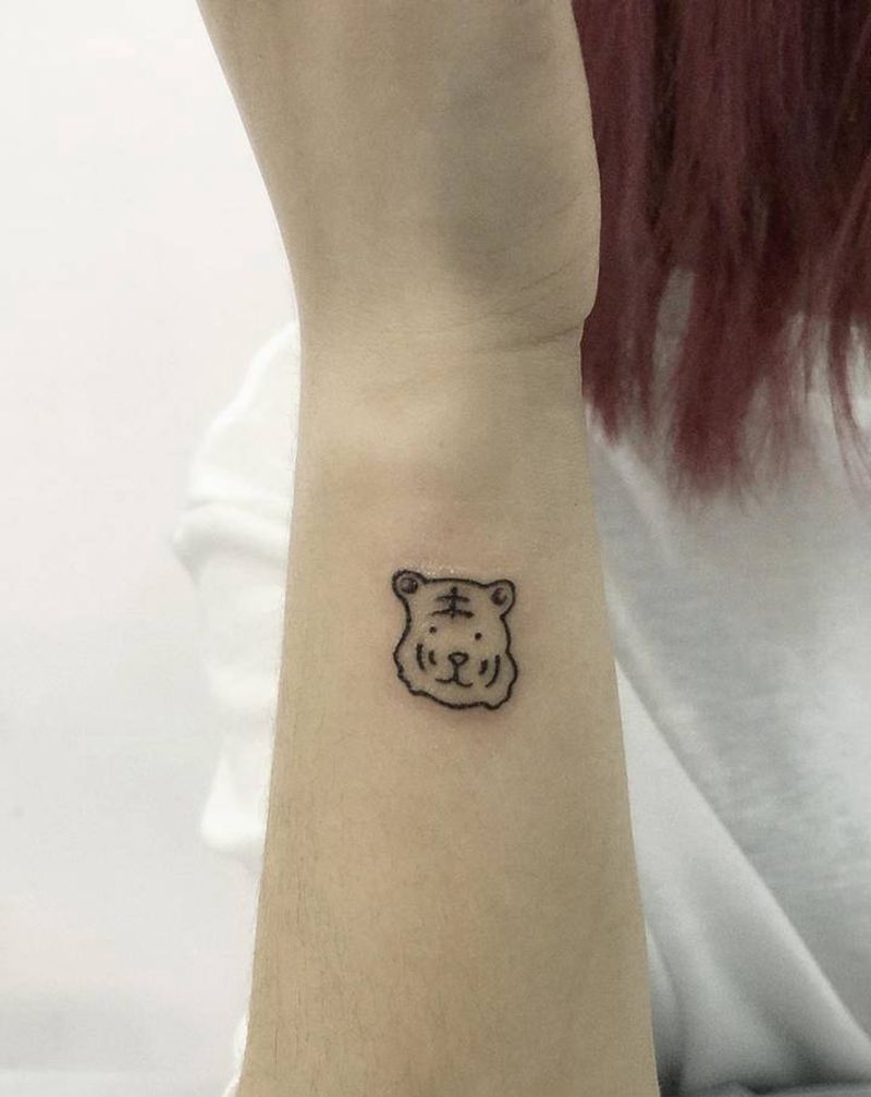 可可爱爱纹身图片_手臂手部几何纹身图案