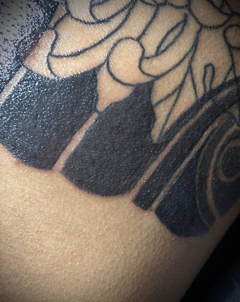 老传统纹身图片_背部老传统纹身图案