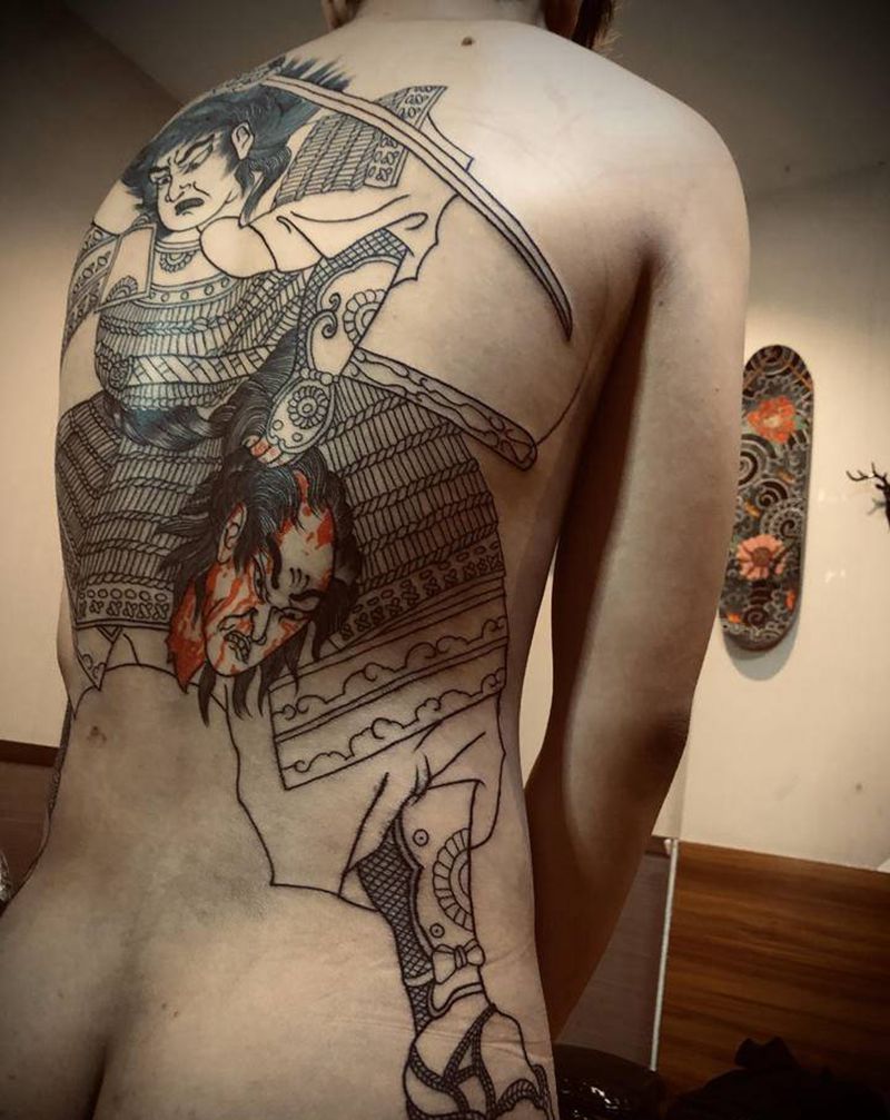武士纹身图片_背部老传统纹身图案