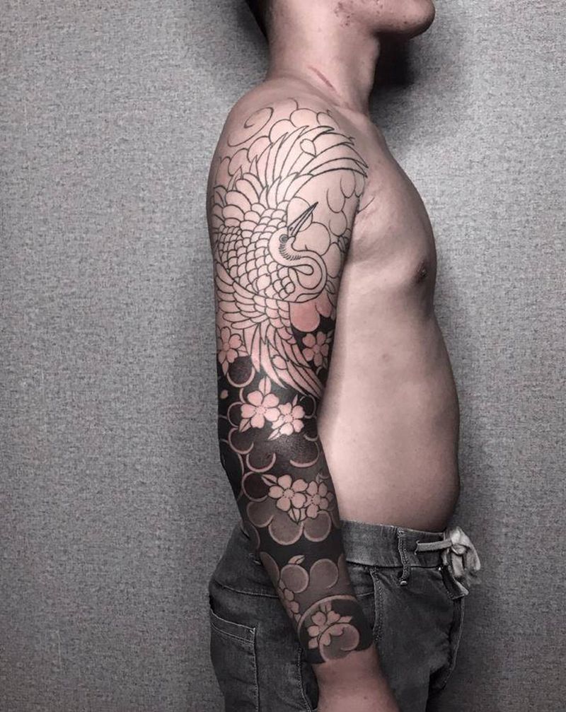 日式花臂纹身图片_手臂老传统日式仙鹤花臂樱花花臂纹身图案