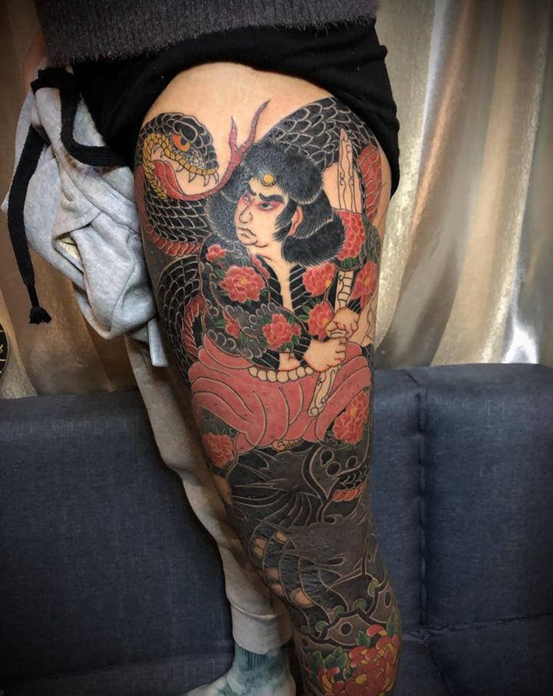 未完纹身图片_腿部老传统纹身图案