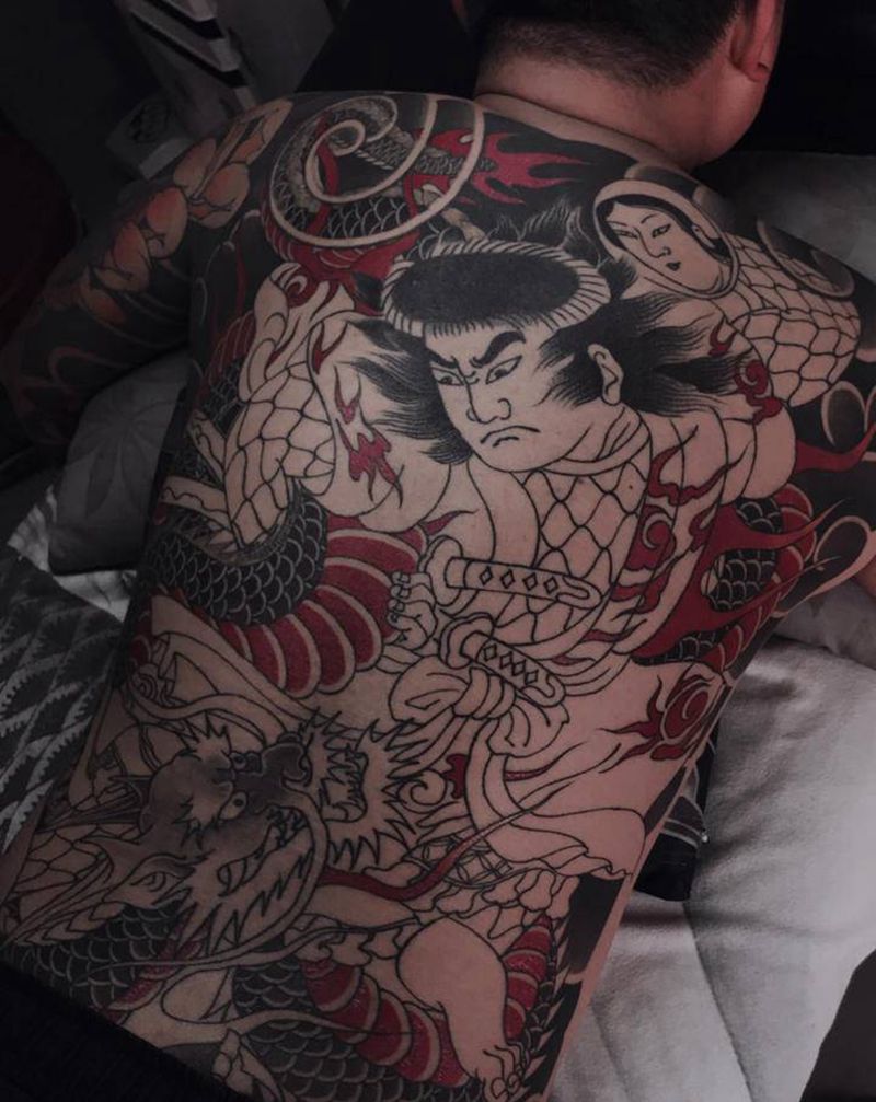 龙王太郎纹身图片_背部老传统日式老传统满背纹身图案