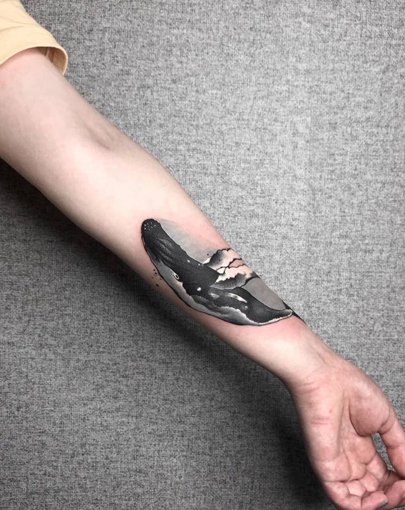 鲸鱼纹身图片_手臂欧美写实纹身图案