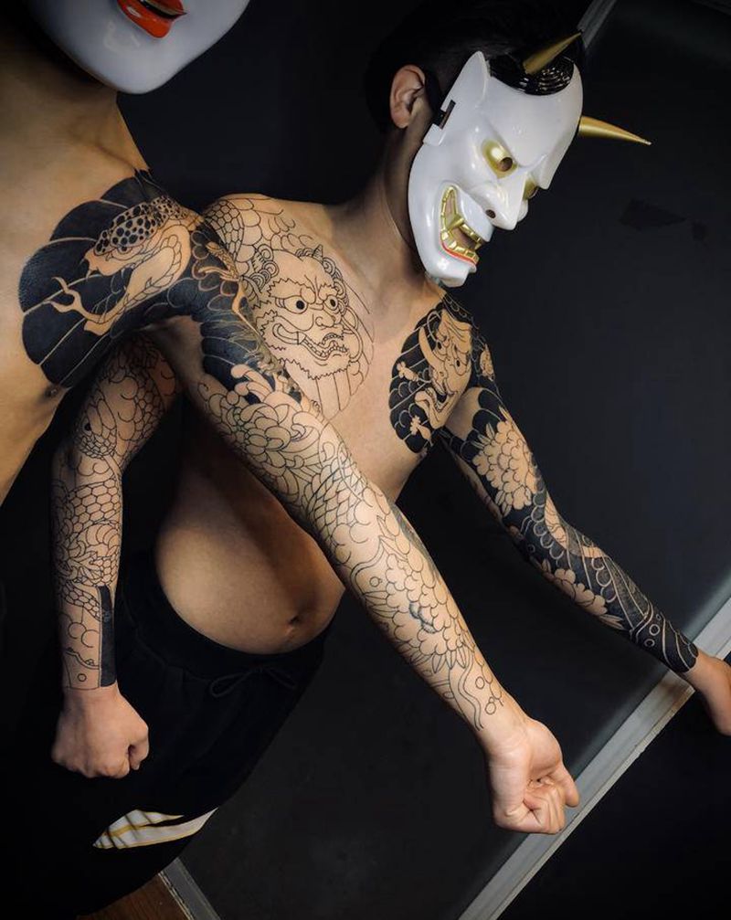 全甲纹身图片_手部老传统纹身图案