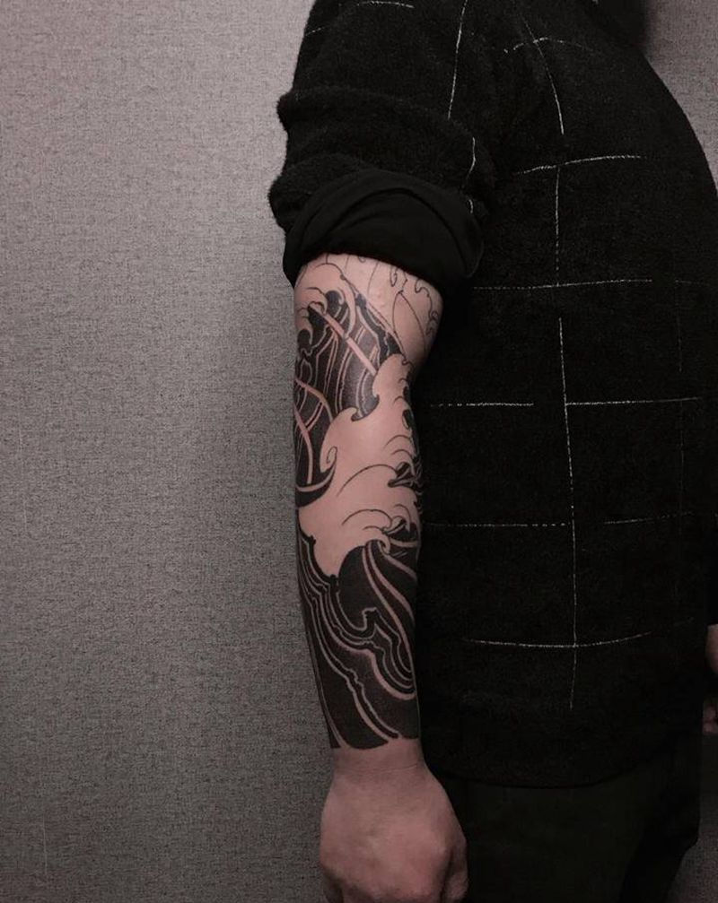 花臂纹身图片_手臂老传统纹身图案