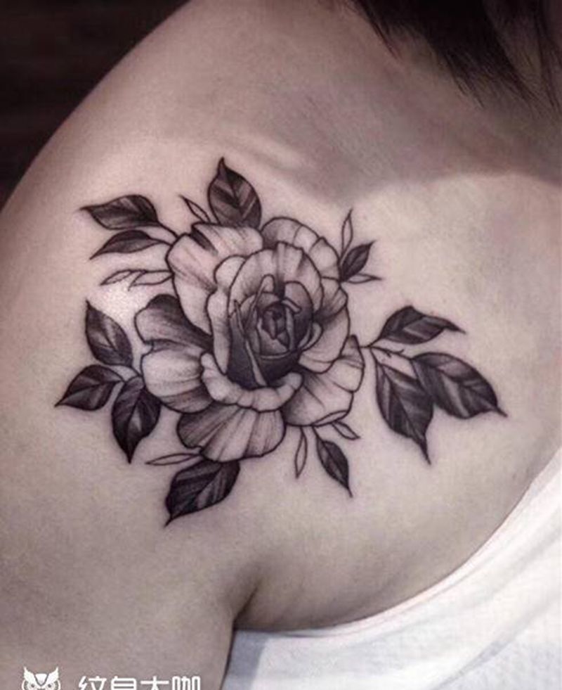 胸口素花纹身图案纹身图片_胸部背部水彩水墨纹身图案