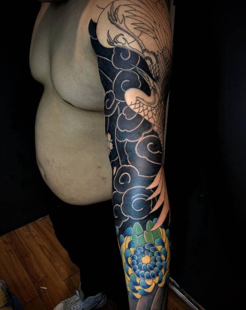 仙鹤花臂 未完纹身图片_手臂老传统纹身图案