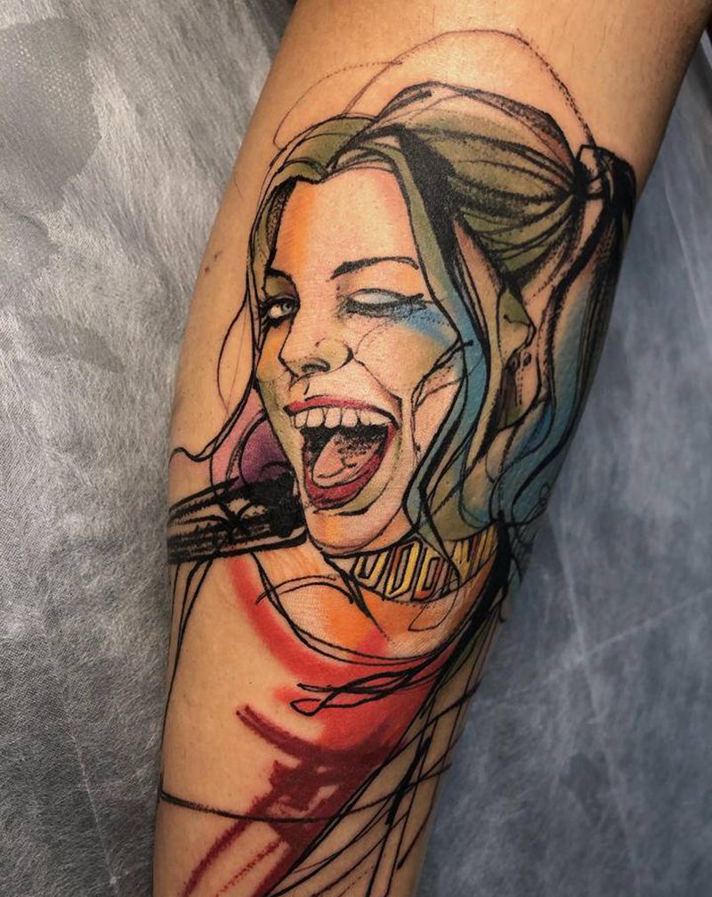 哈莉奎茵纹身图片_腿部水彩纹身图案