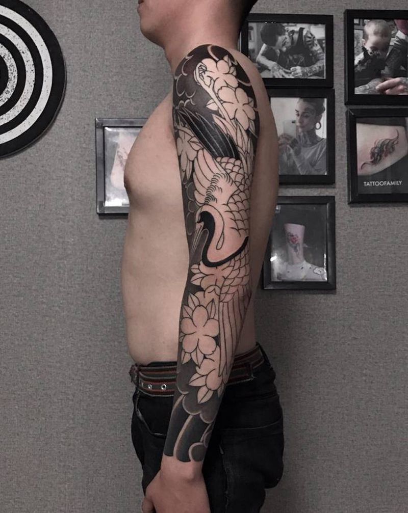 老传统花臂纹身图片_手臂肩部老传统纹身图案