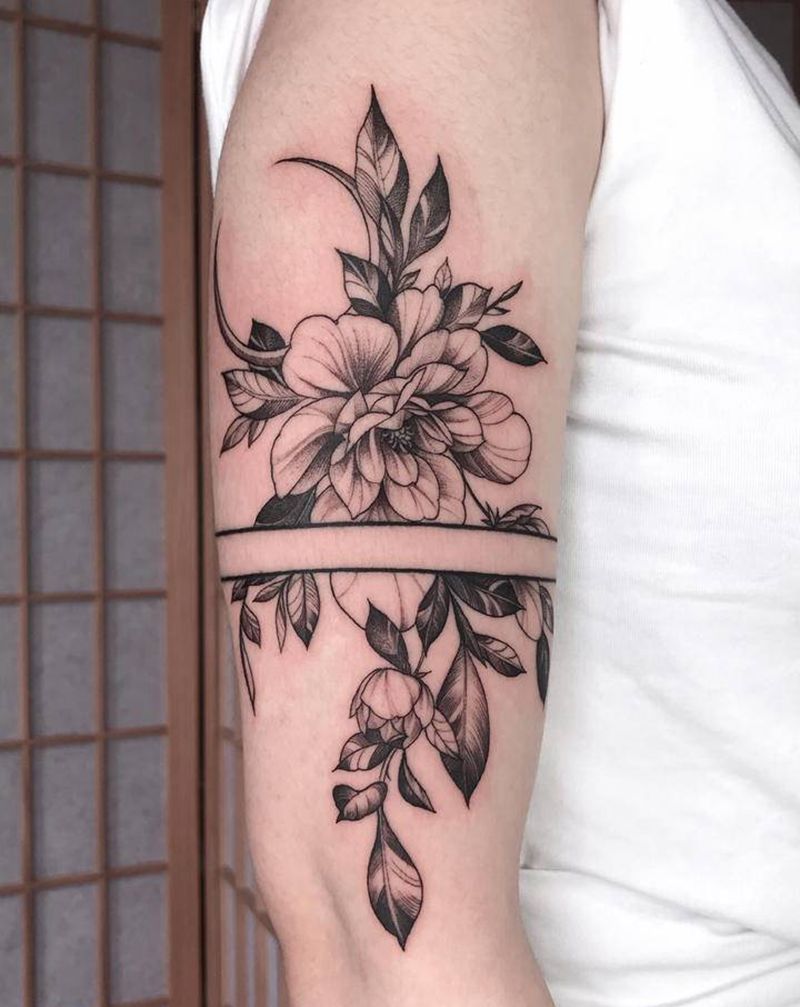 素花纹身图片_手臂手部点刺素花纹身图案