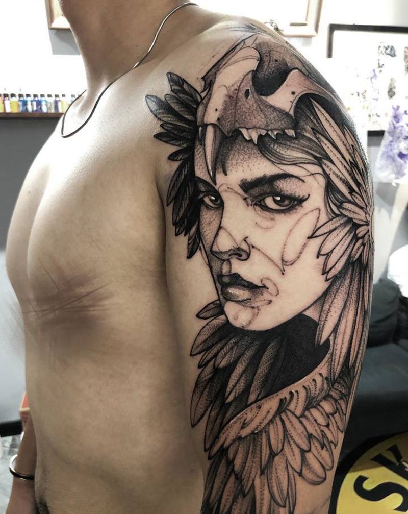 线纹身图片_肩部点刺几何纹身图案