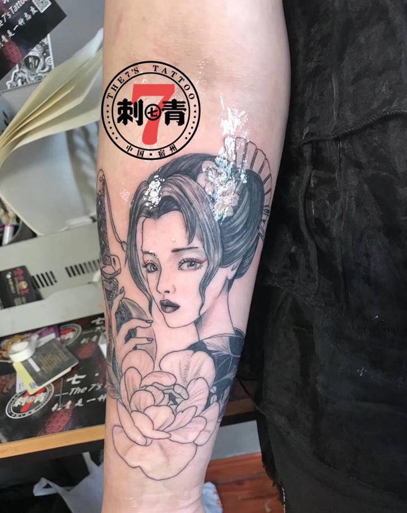 艺伎纹身图片_手臂腿部点刺新传统纹身图案