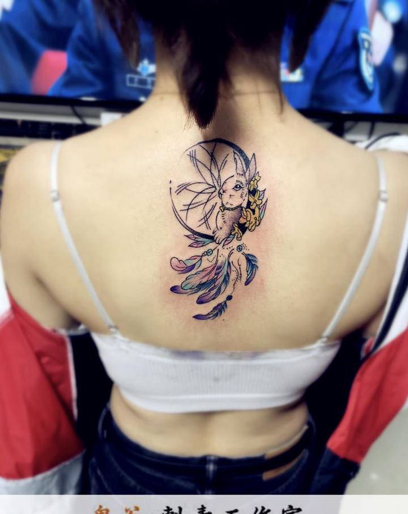 捕梦网纹身图片_背部纹身图案