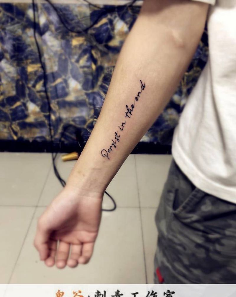 英文纹身图片_颈部纹身图案