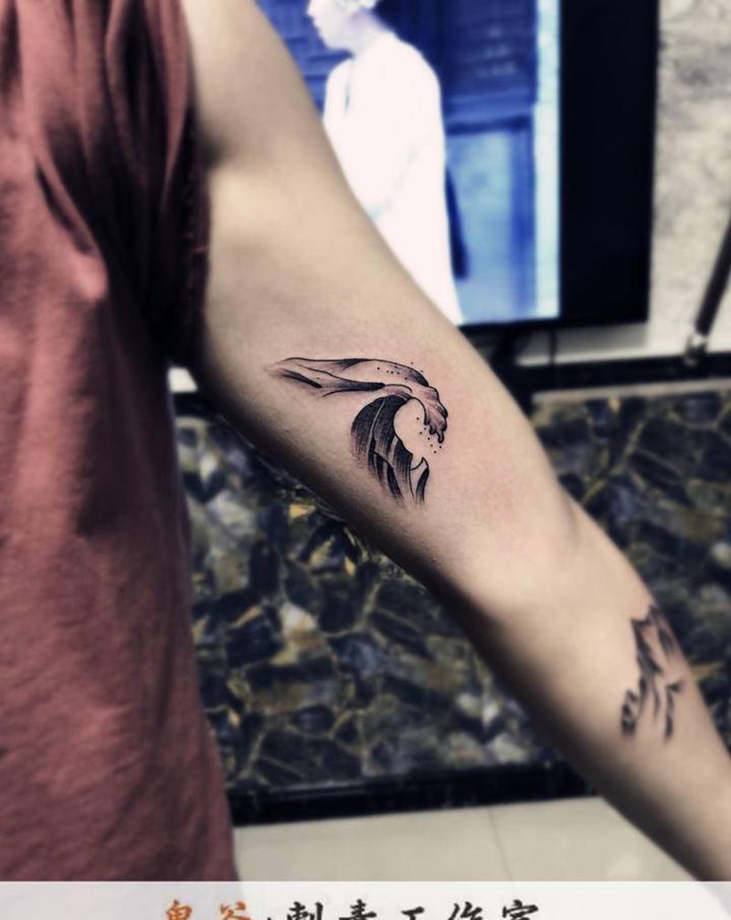 山海纹身图片_新传统纹身图案