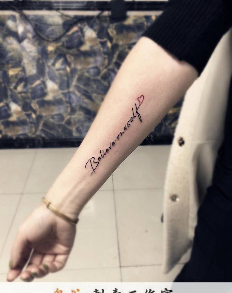 小图几枚纹身图片_手臂纹身图案