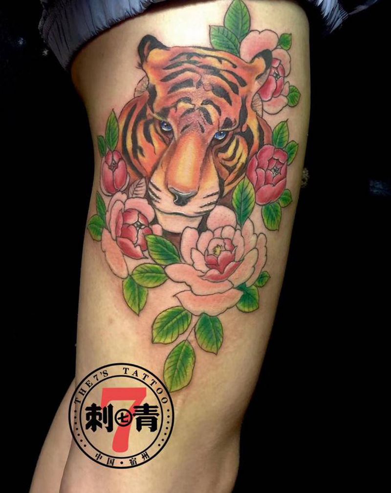 老虎纹身图片_臀部腿部欧美写实New School纹身图案