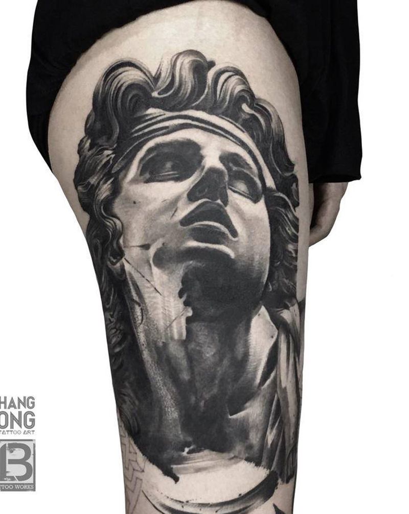 未完成 恢复后纹身图片_腿部欧美写实纹身图案