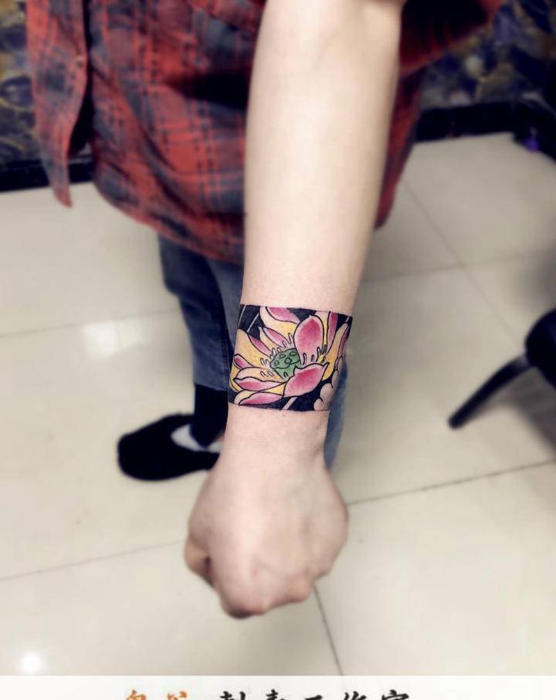 臂环纹身图片_新传统纹身图案