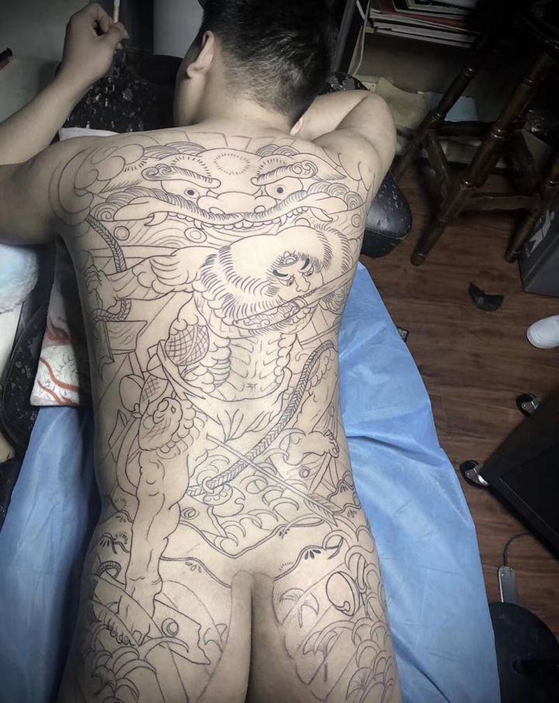张顺破水门 线条纹身图片_背部腰部新传统老传统纹身图案