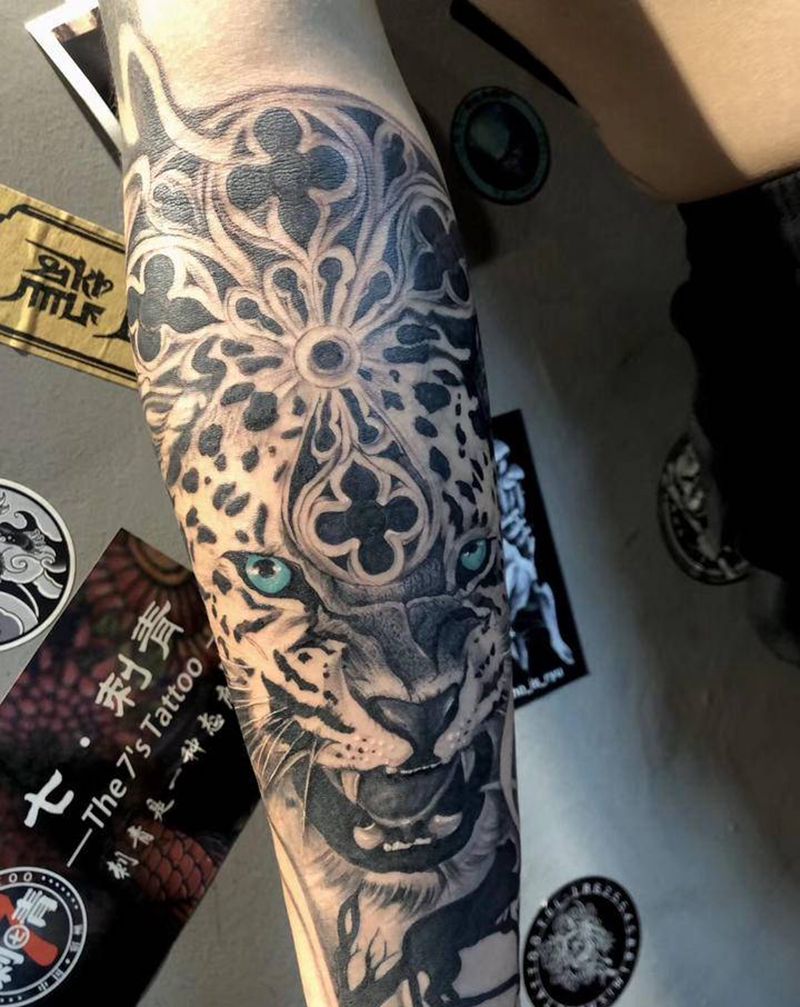 写实 豹子纹身图片_手臂手部欧美写实New School纹身图案