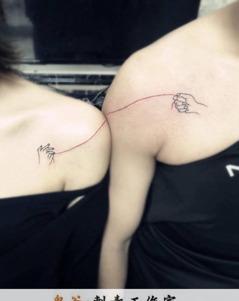 情侣纹身图片_肩部纹身图案