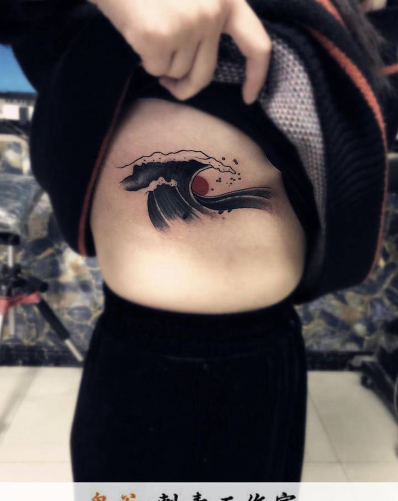 浪花纹身图片_手臂纹身图案